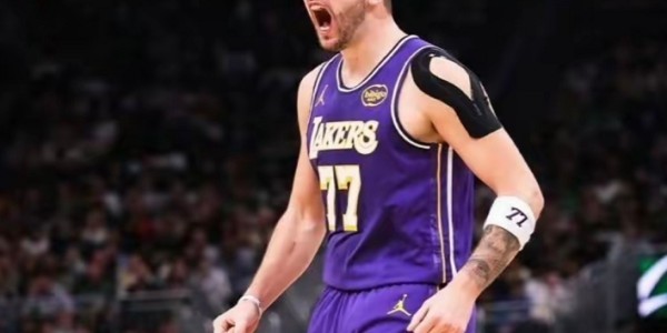 爱游戏体育官方网站-46分7板11助8记三分球！卢卡一战刷爆多项NBA纪录，湖人赢麻了